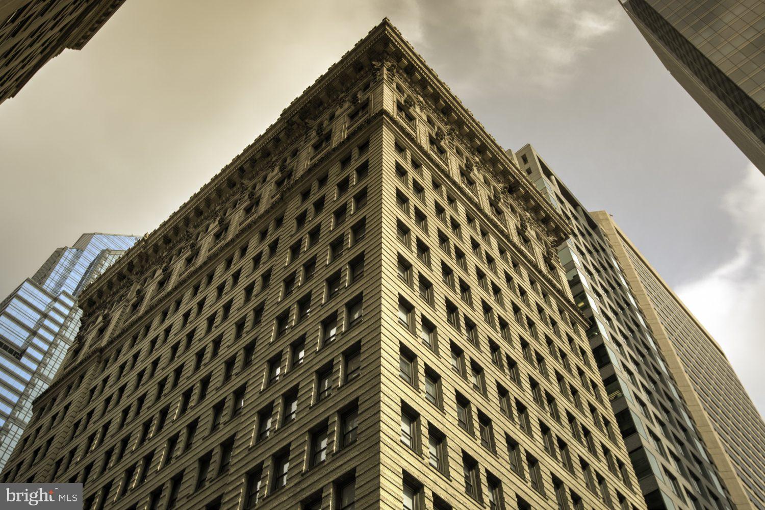 CENTER CITY - Residential Lease