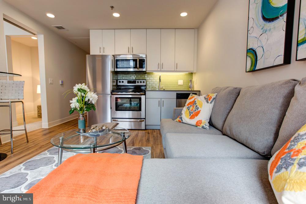 CENTER CITY - Residential Lease