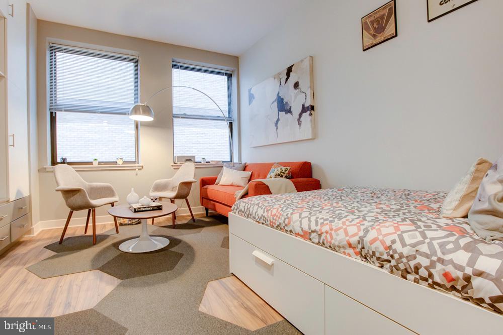 CENTER CITY - Residential Lease