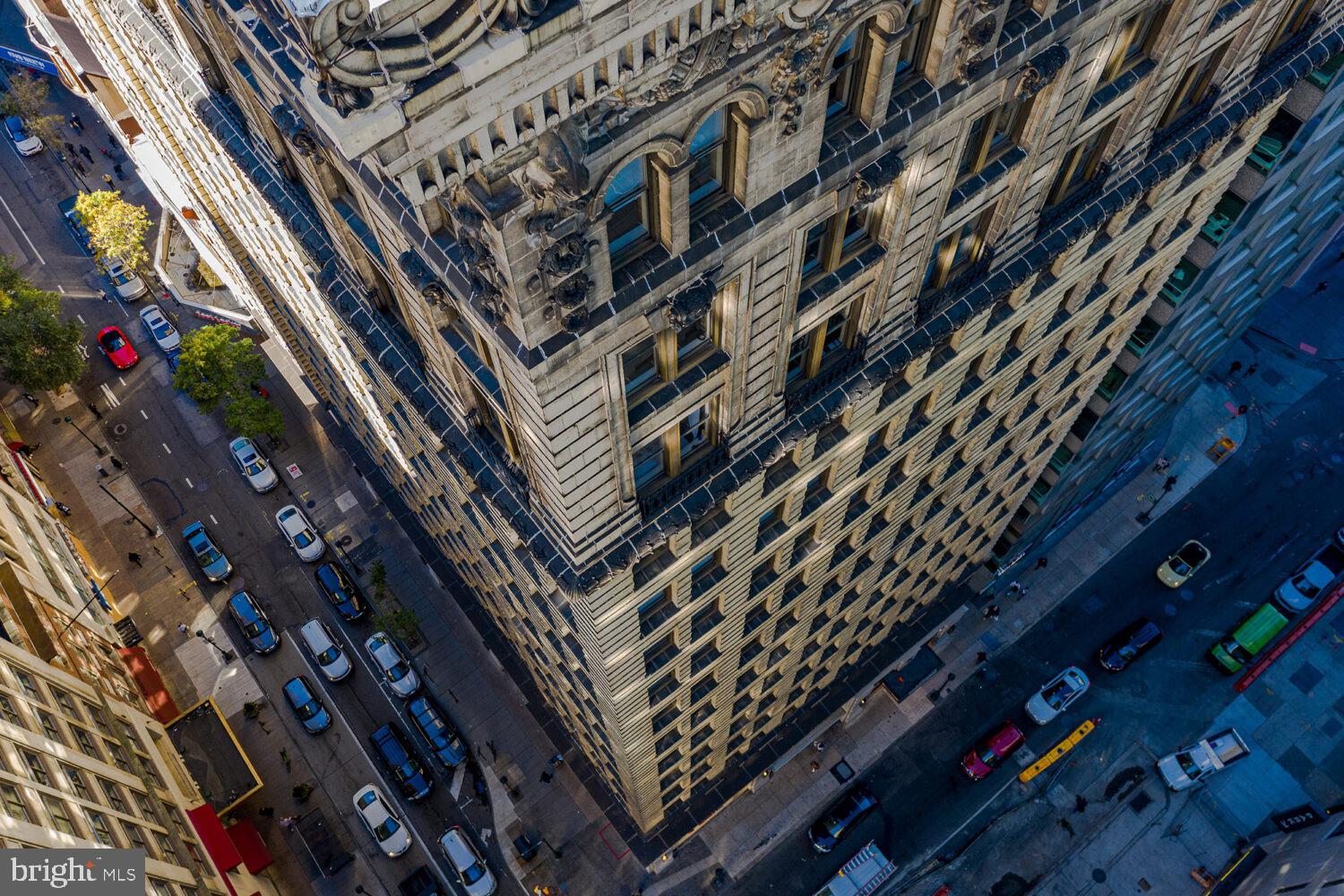 CENTER CITY - Residential Lease