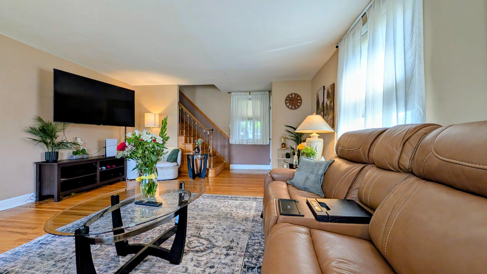 COLONIAL PARK - Residential