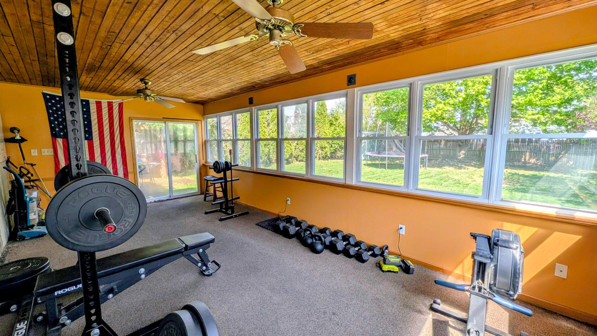 COLONIAL PARK - Residential