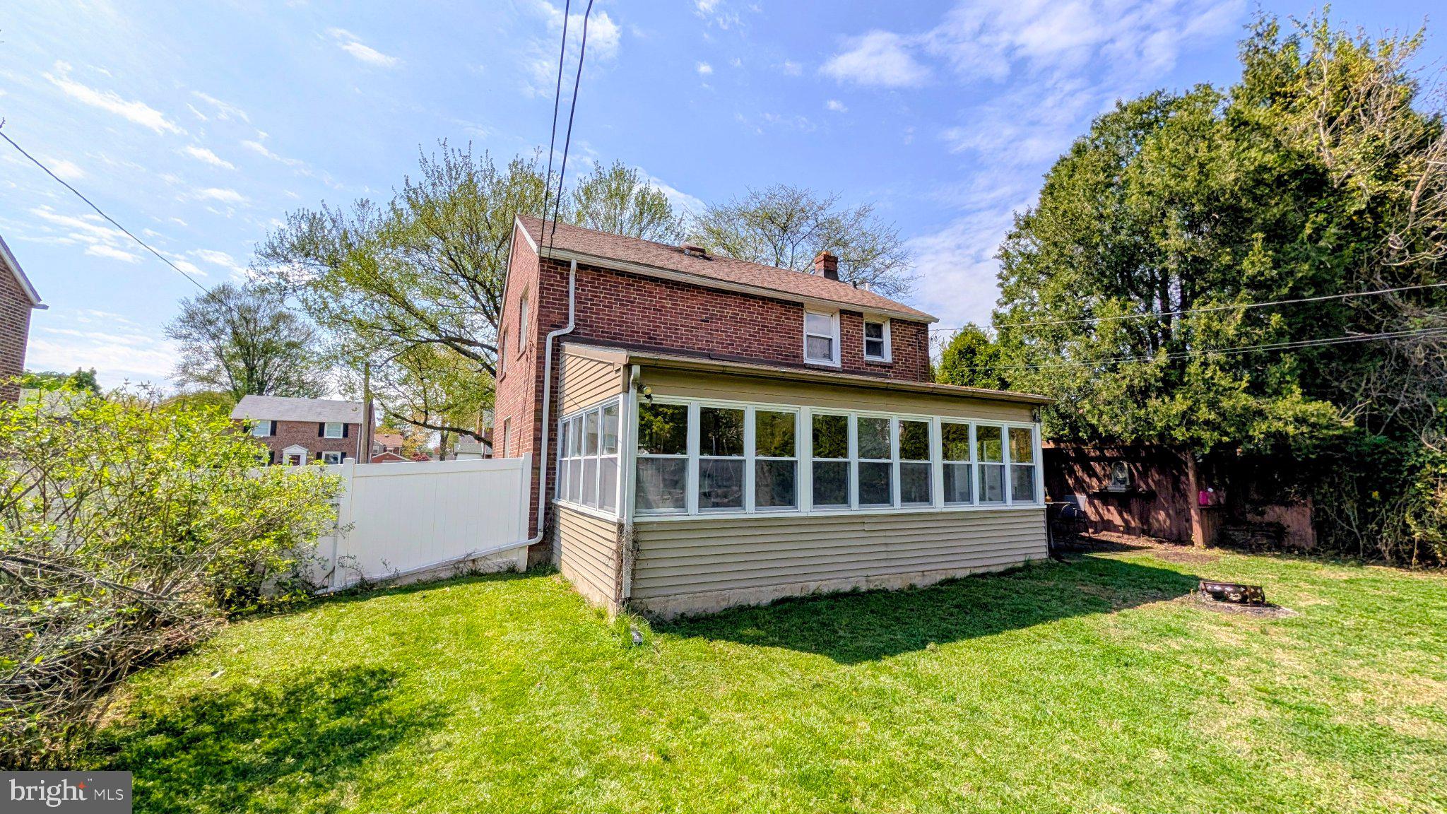 COLONIAL PARK - Residential