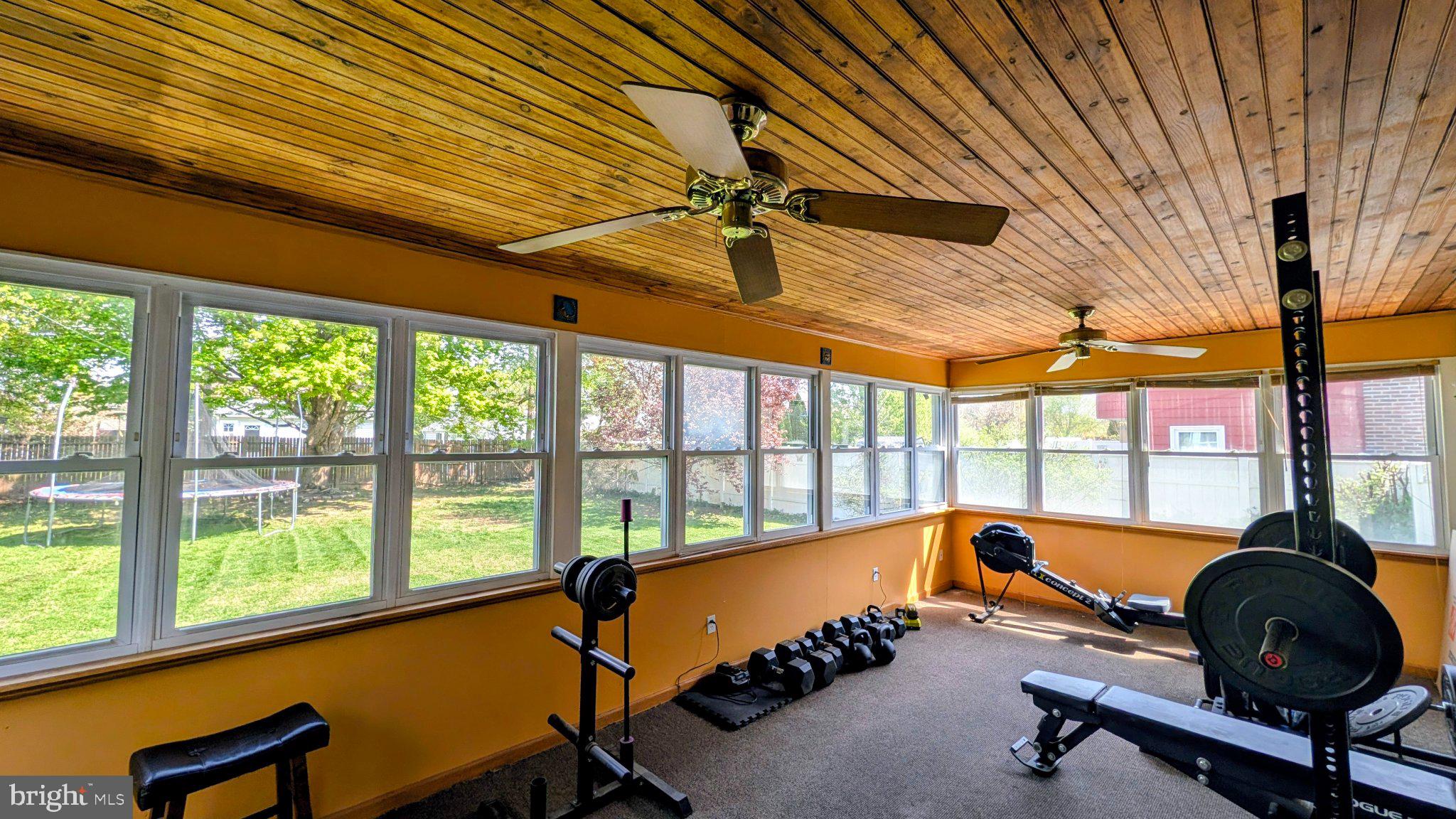 COLONIAL PARK - Residential