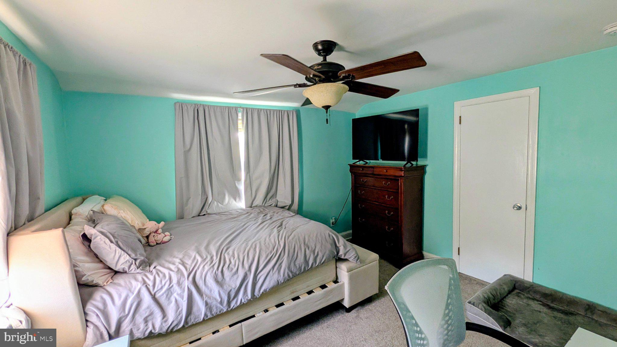 COLONIAL PARK - Residential