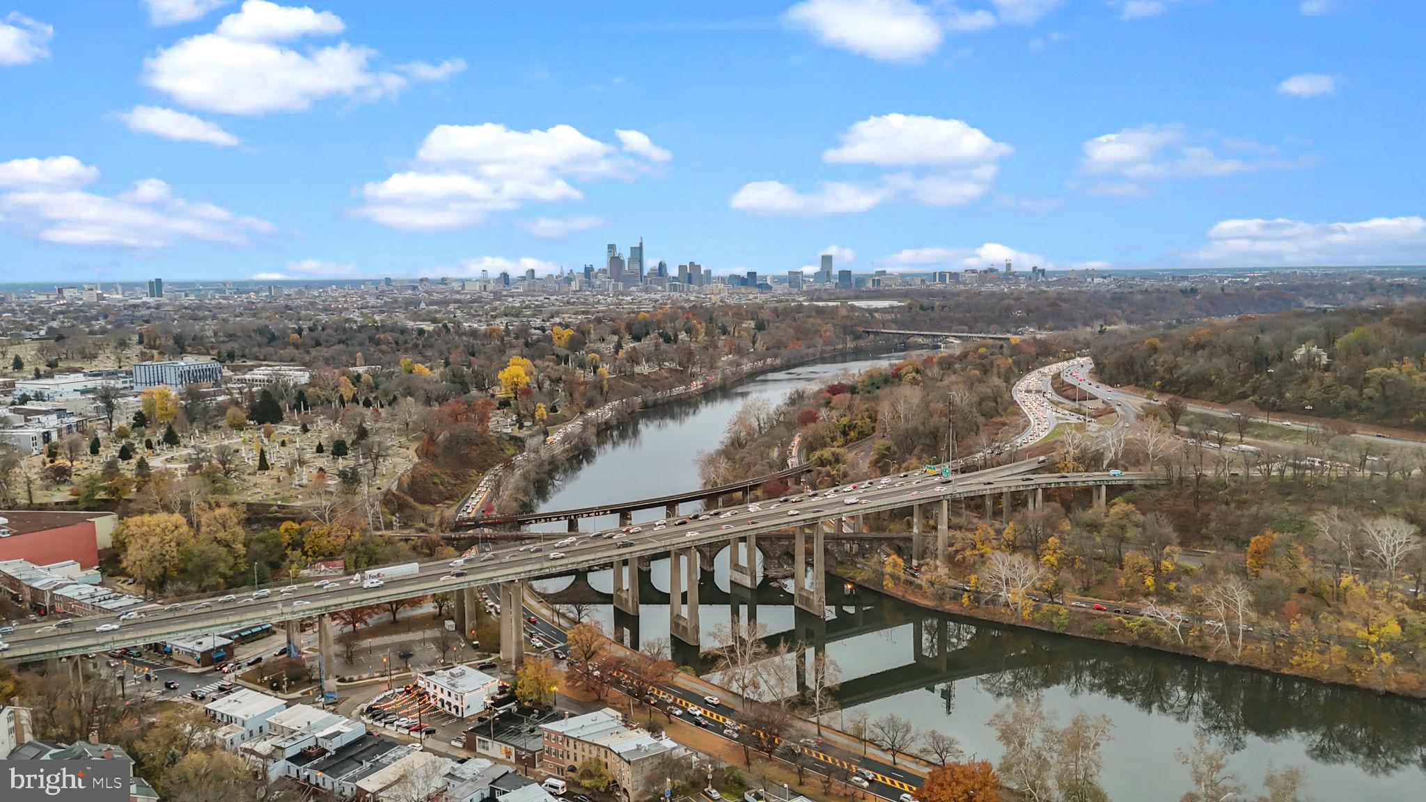 EAST FALLS - Residential