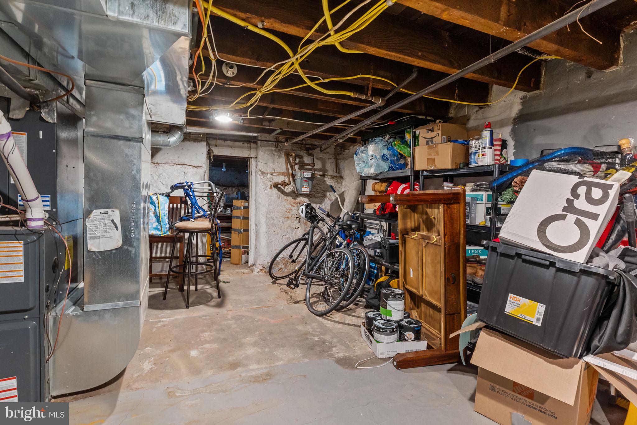 EAST FALLS - Residential