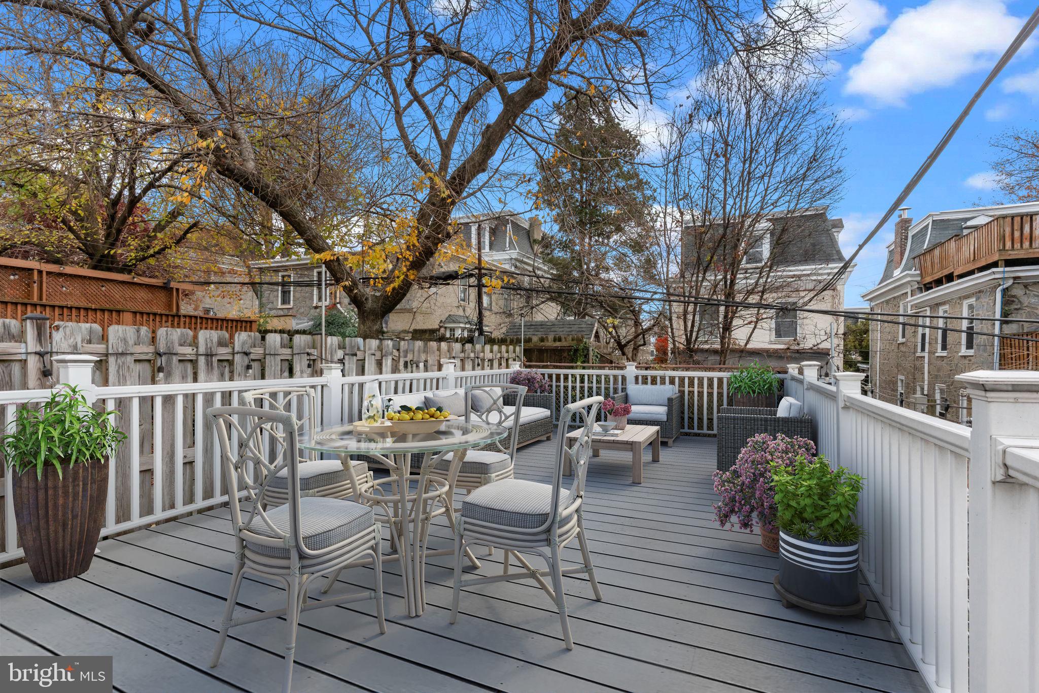 EAST FALLS - Residential