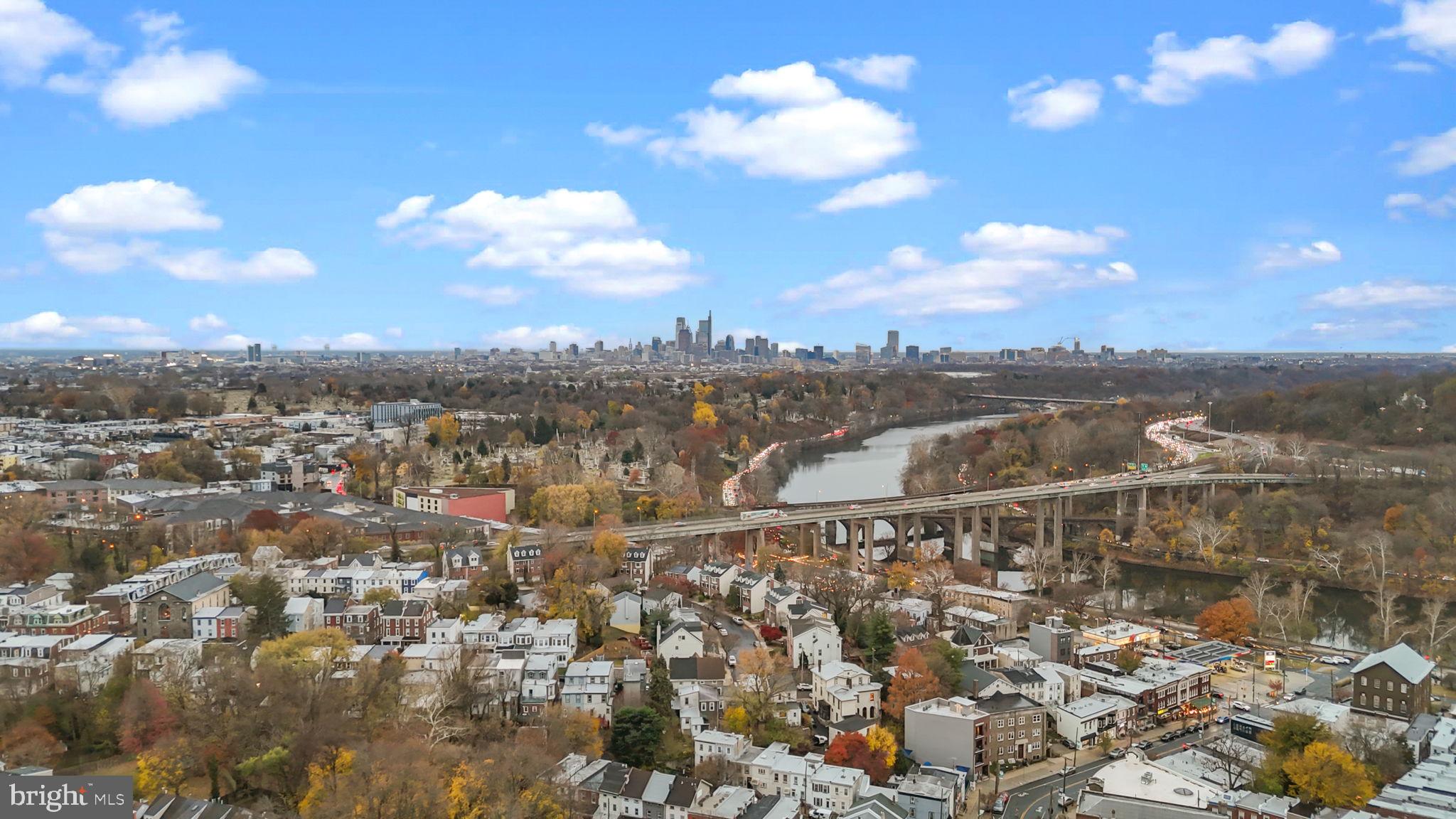 EAST FALLS - Residential