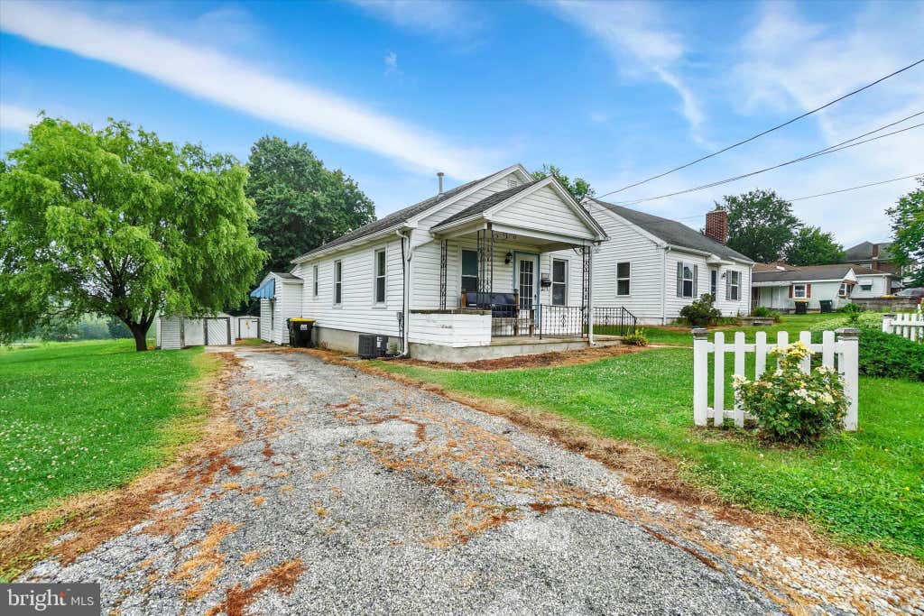 Photo of 559 Wise Avenue, RED LION, PA 17356 (MLS # PAYK2109326)
