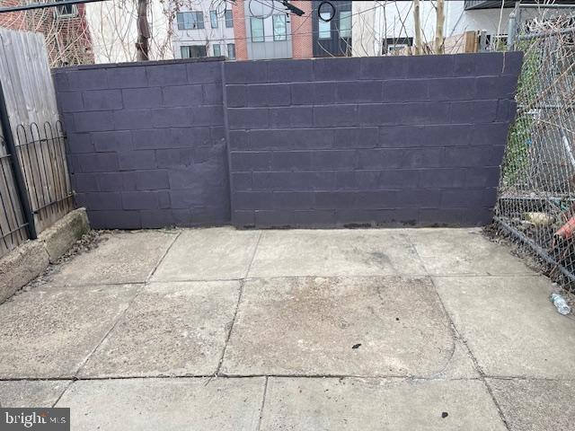 POINT BREEZE - Residential Lease