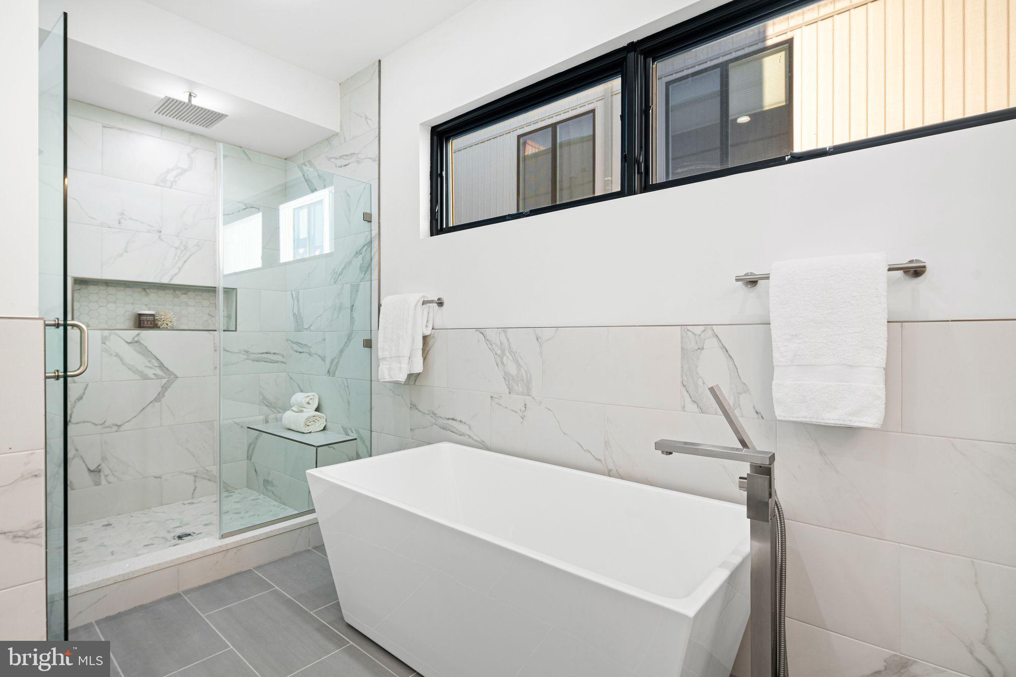 POINT BREEZE - Residential