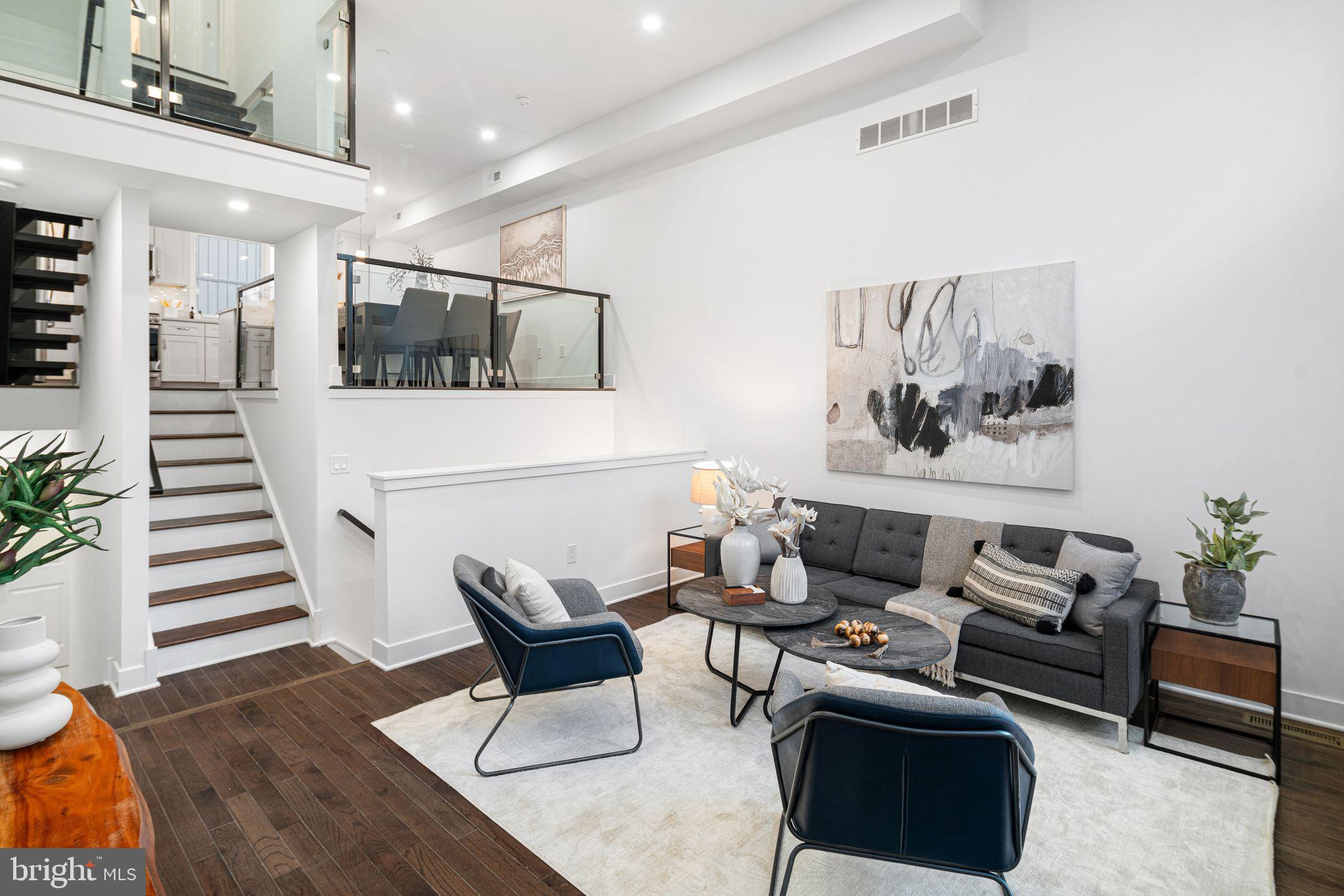 POINT BREEZE - Residential