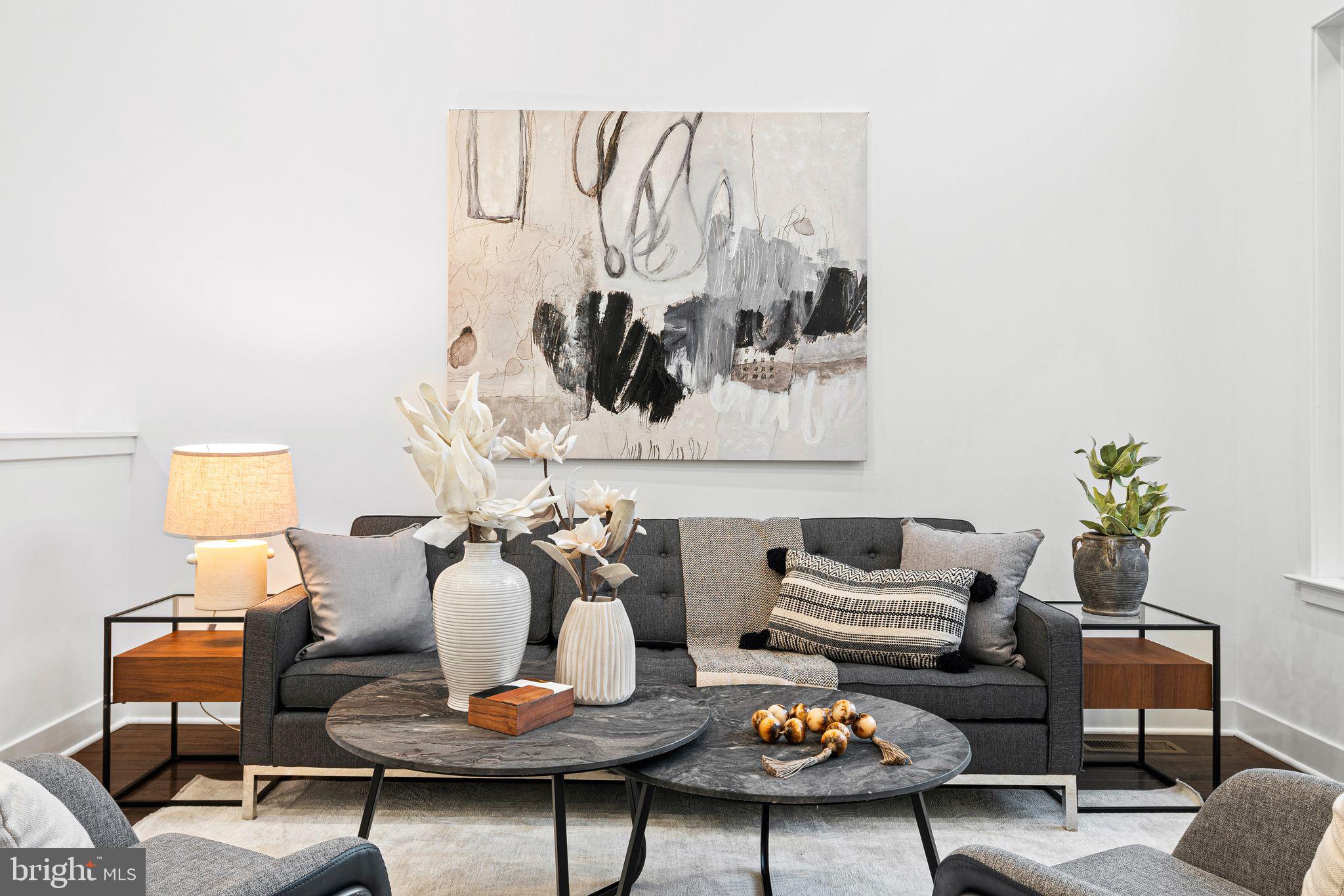 POINT BREEZE - Residential