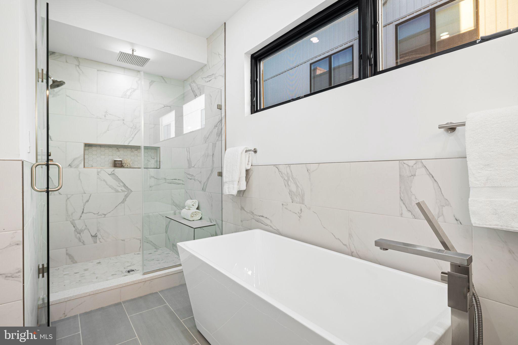 POINT BREEZE - Residential