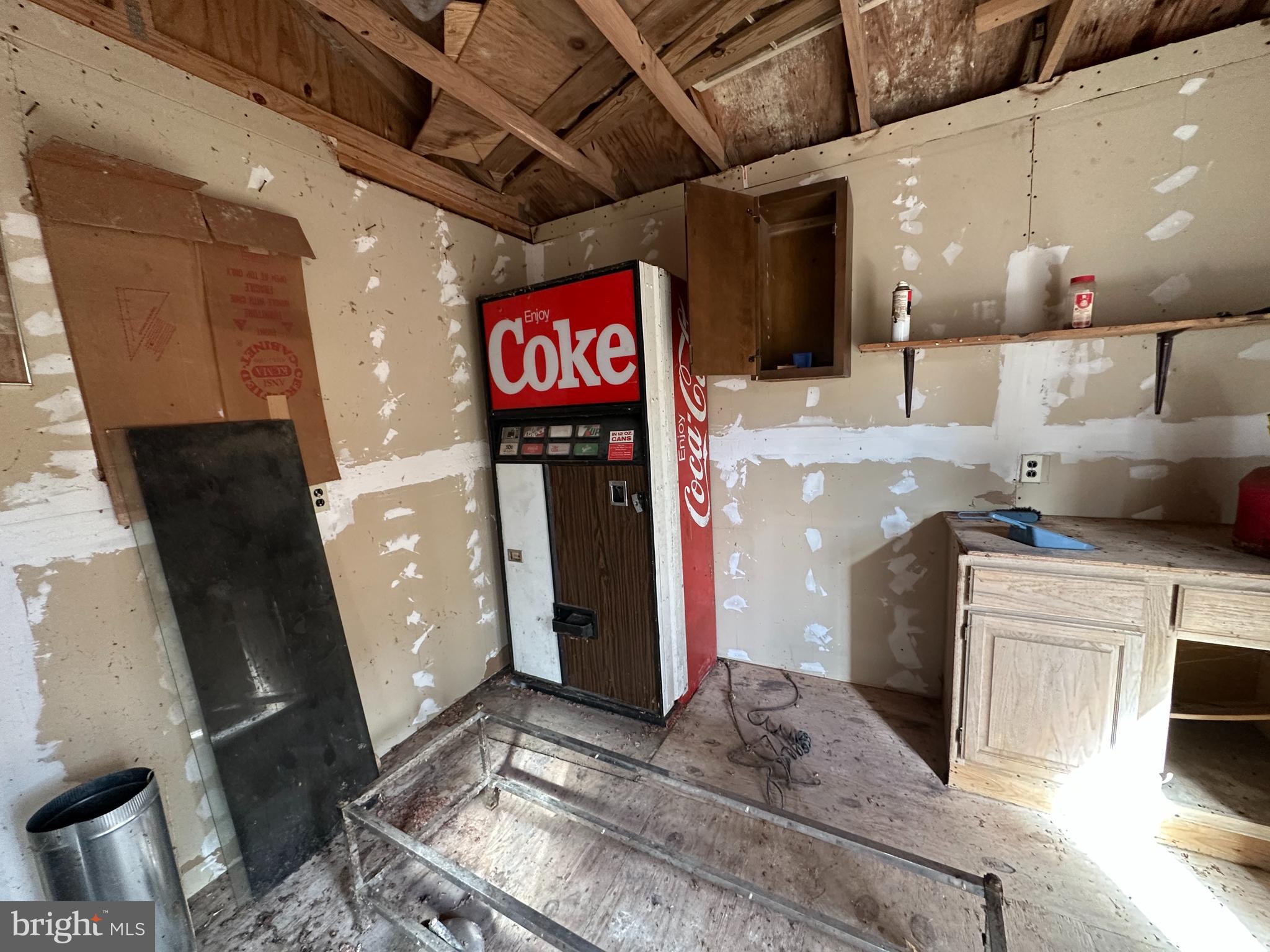 CACAPON MOUNTAIN RETREAT - Land