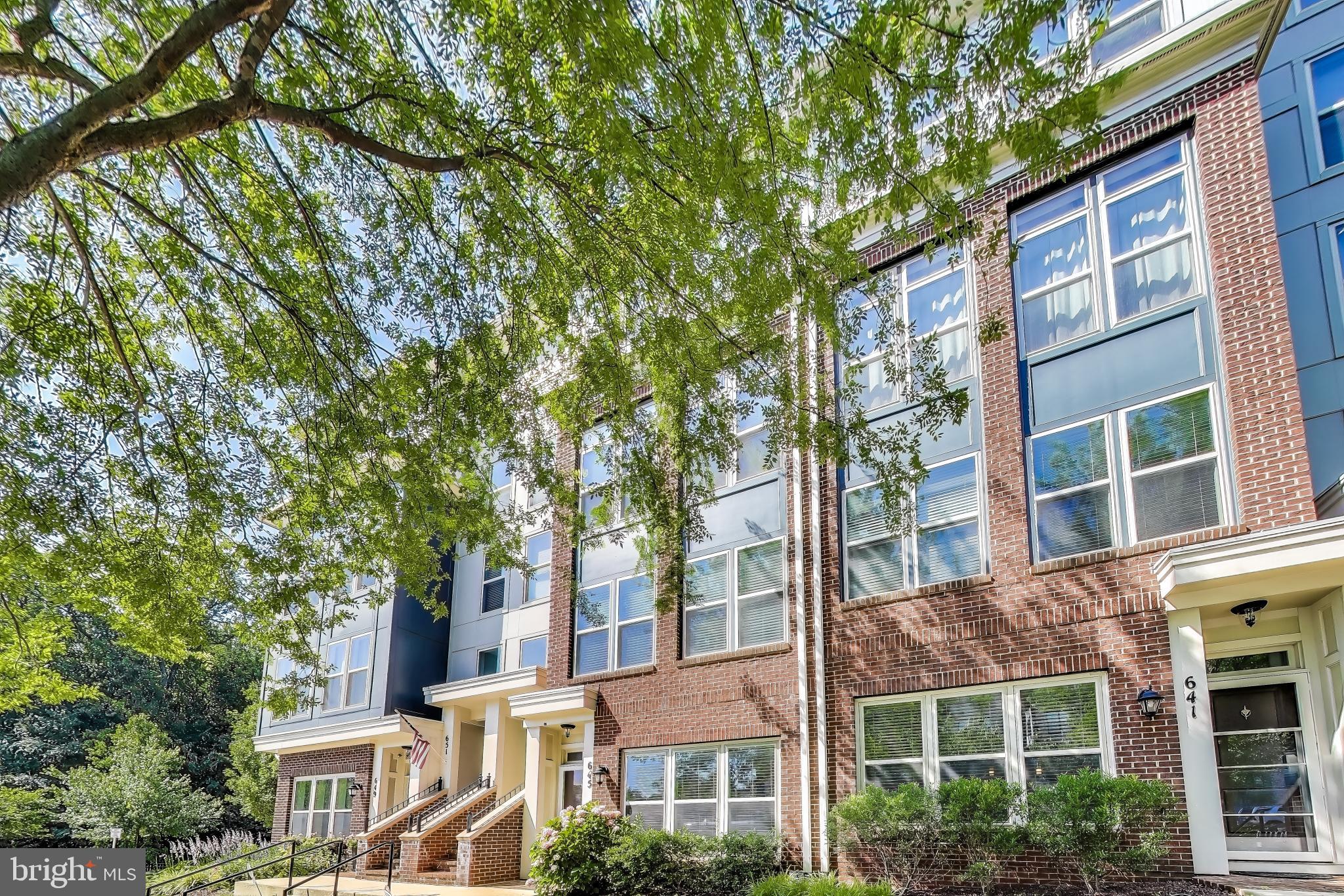 645 DIAMONDBACK DRIVE