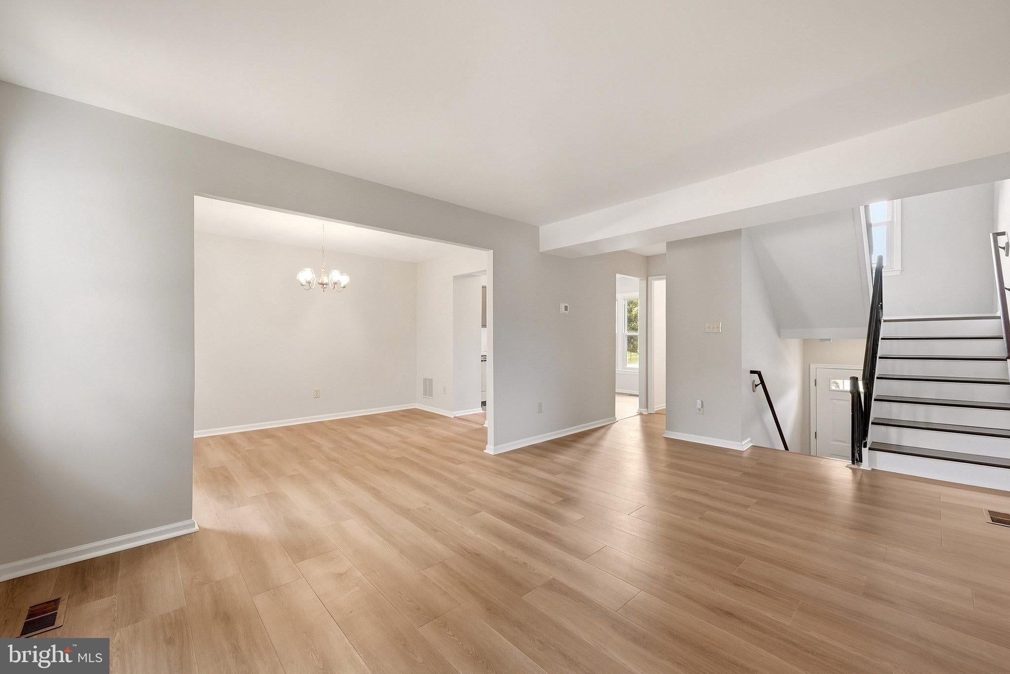 1003 SALISBURY COURT