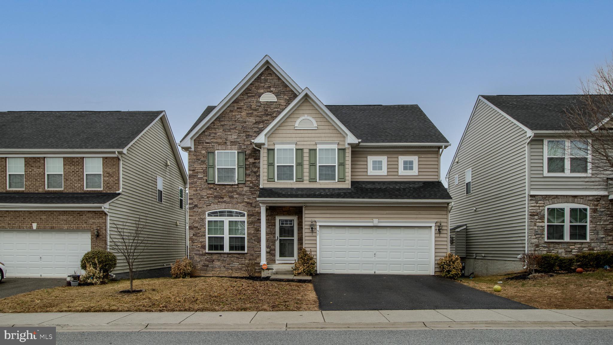 POTOMAC STATION - Residential