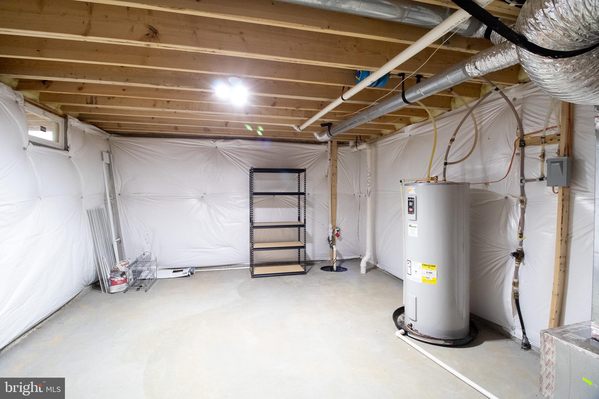 POTOMAC STATION - Residential