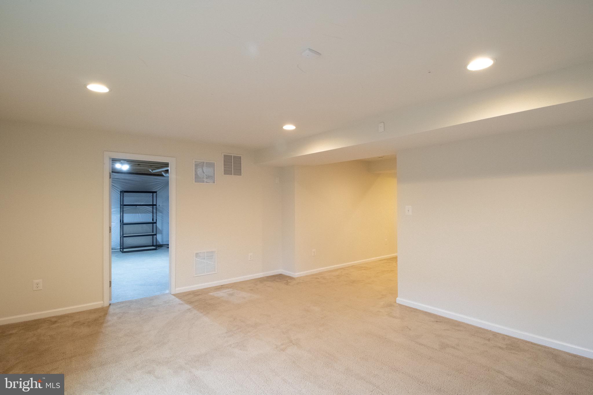 POTOMAC STATION - Residential