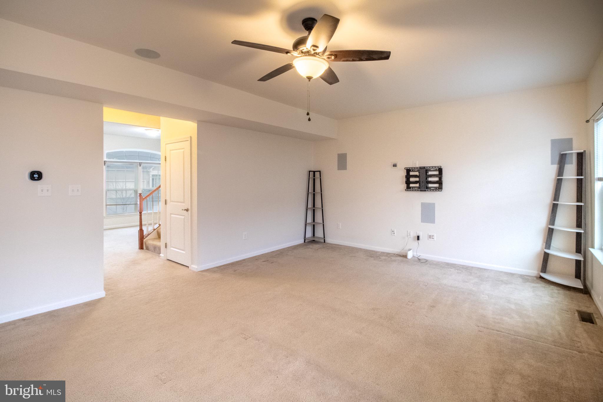 POTOMAC STATION - Residential