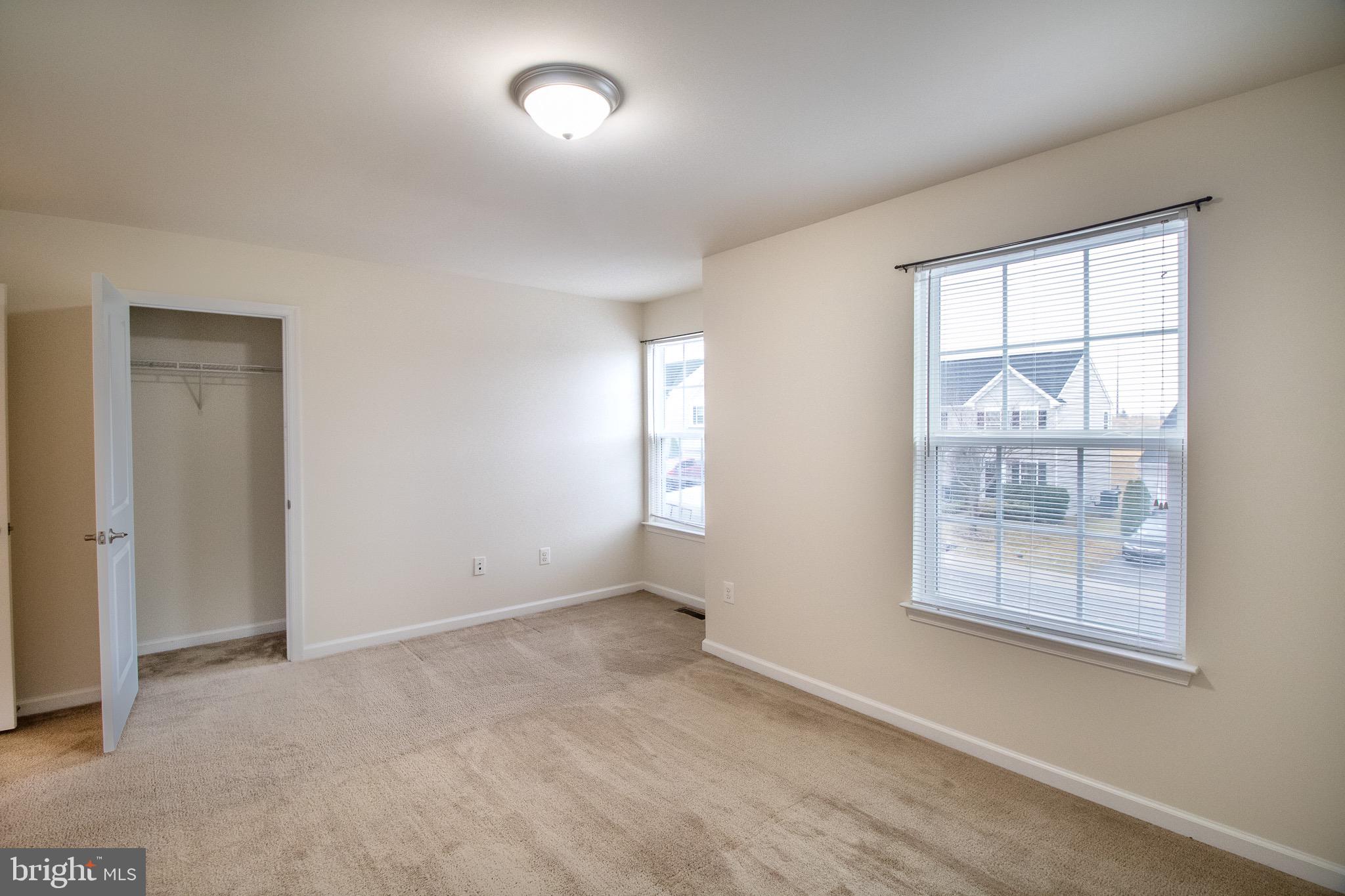 POTOMAC STATION - Residential