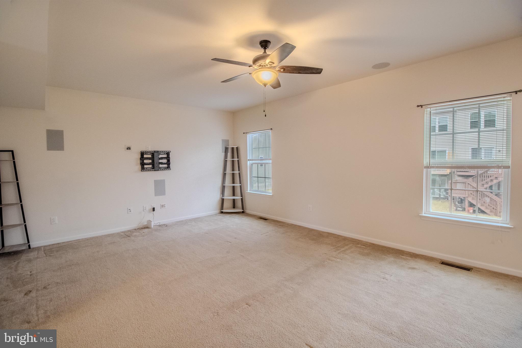 POTOMAC STATION - Residential