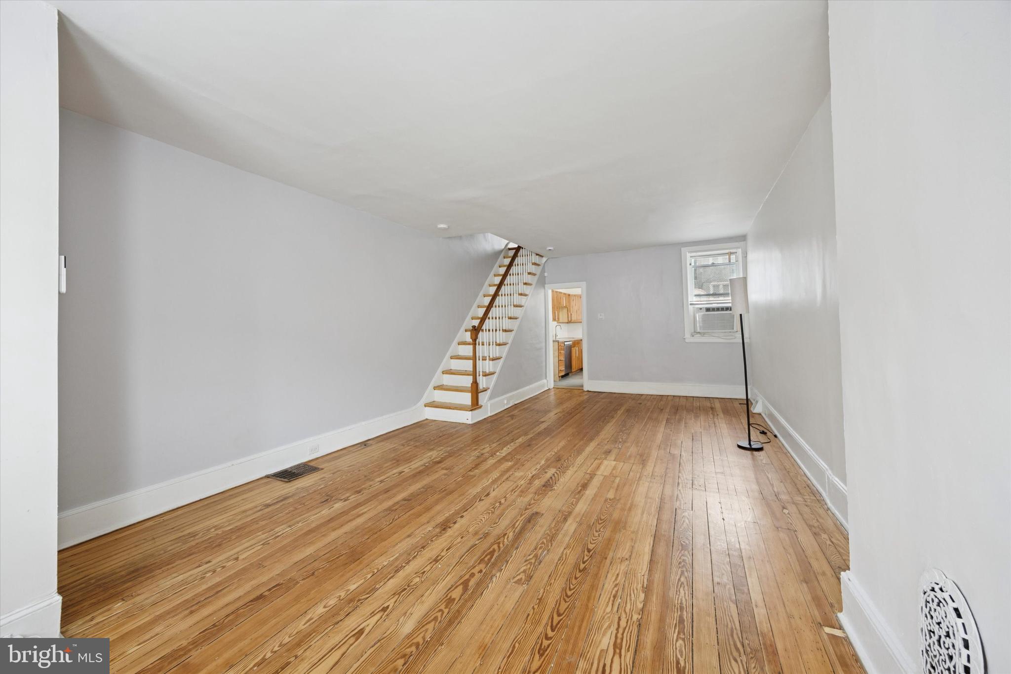 KENSINGTON - Residential