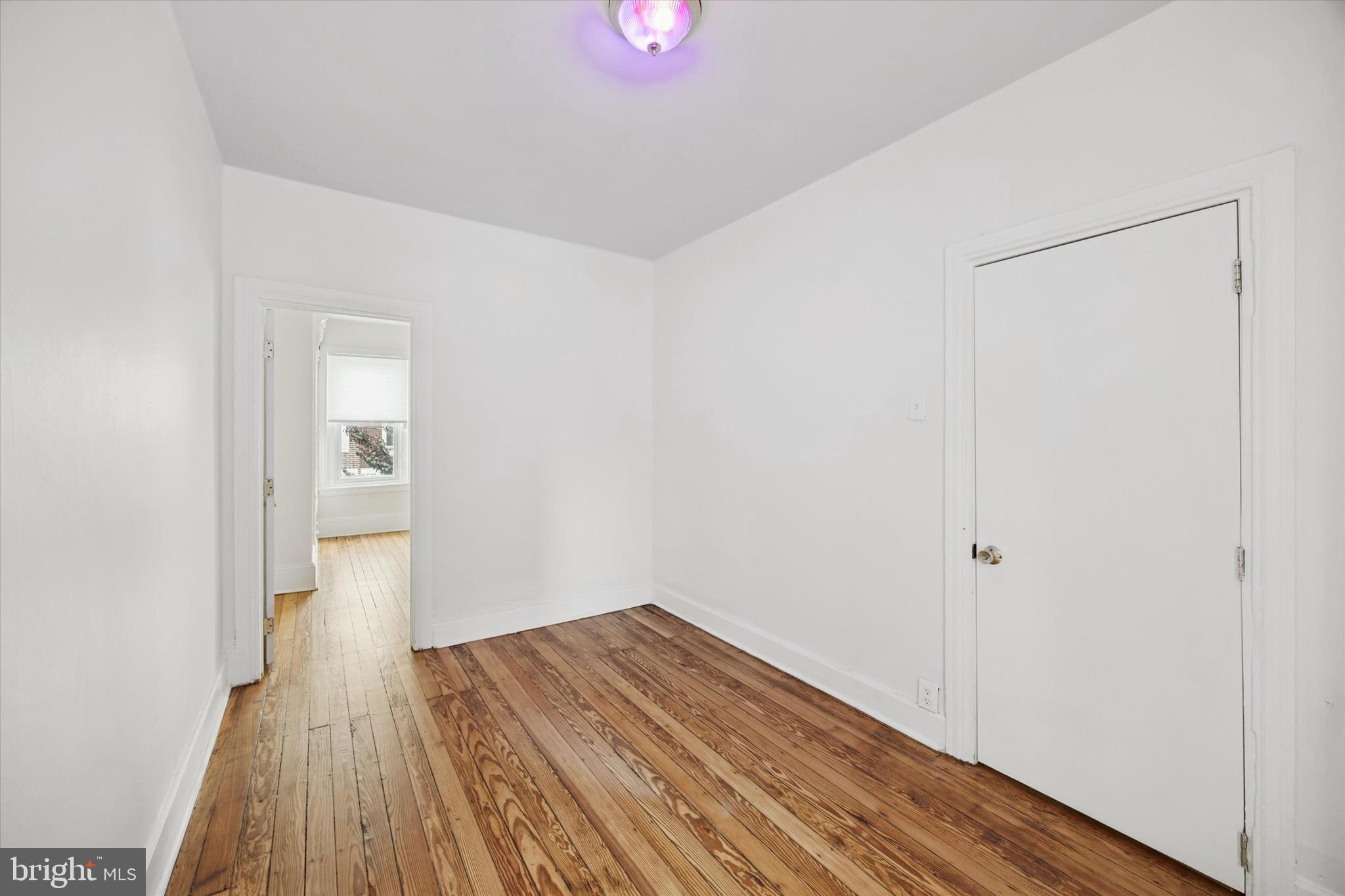 KENSINGTON - Residential