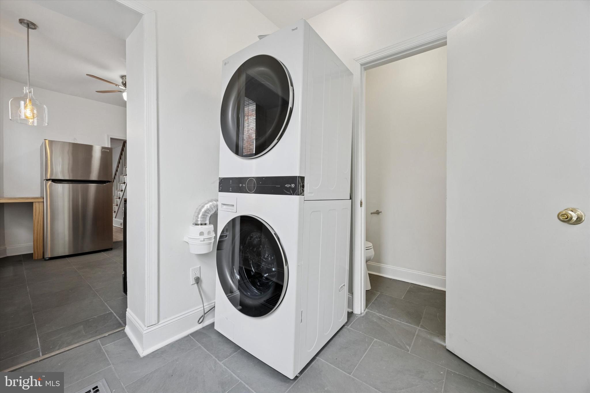 KENSINGTON - Residential