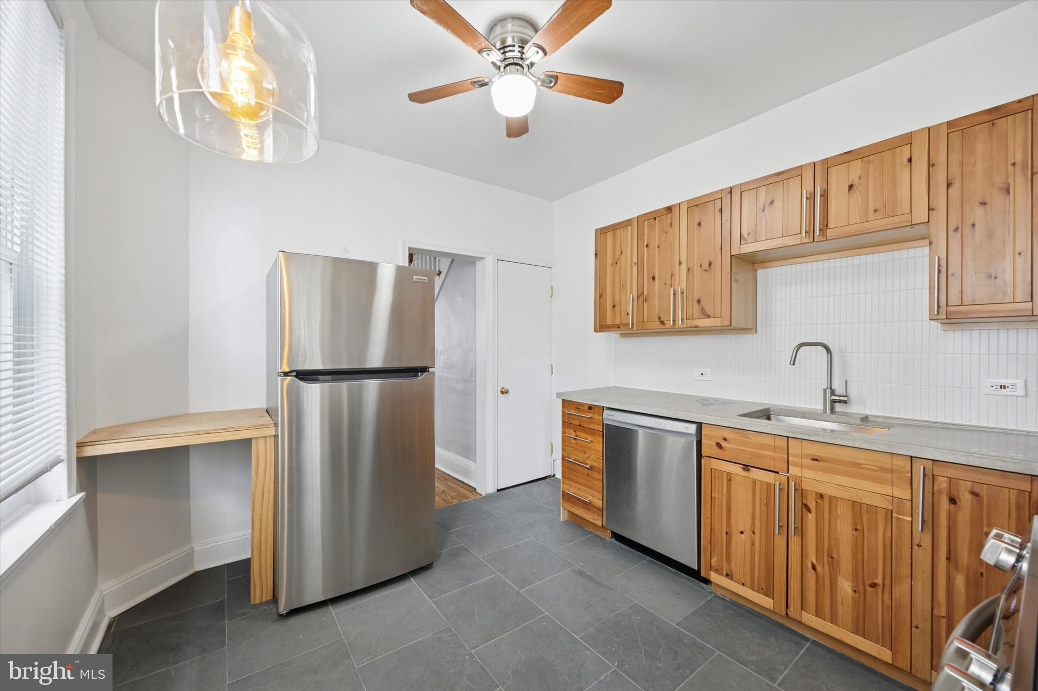 KENSINGTON - Residential