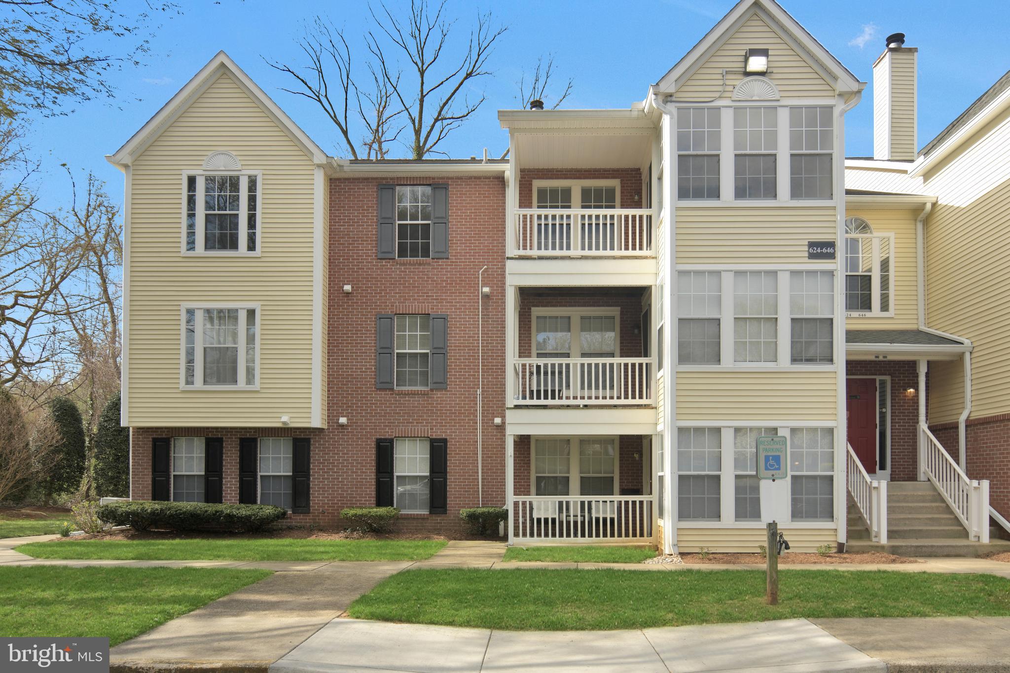 DORADO HILLS - Residential