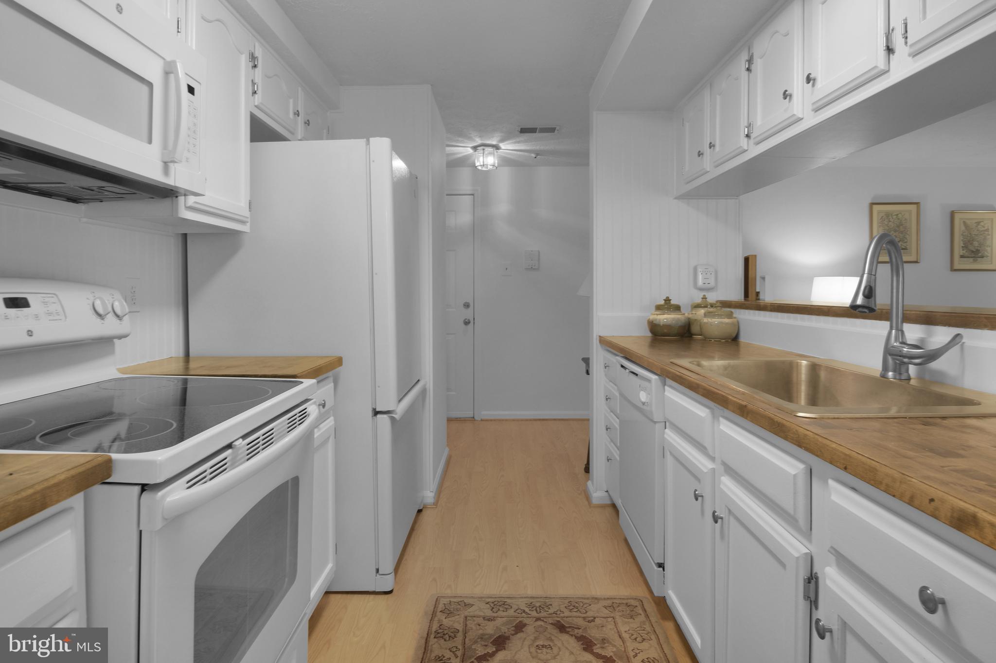 DORADO HILLS - Residential