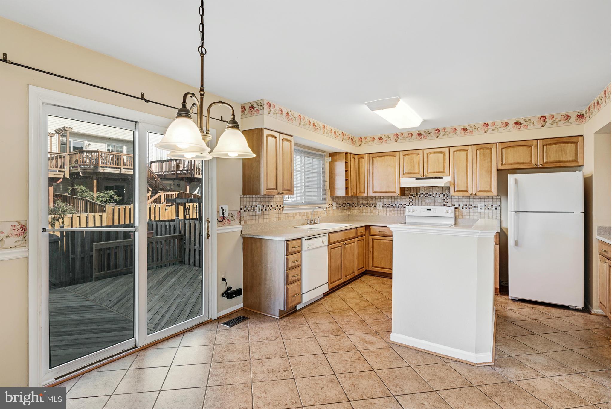 CLIFTON TOWNES - Residential