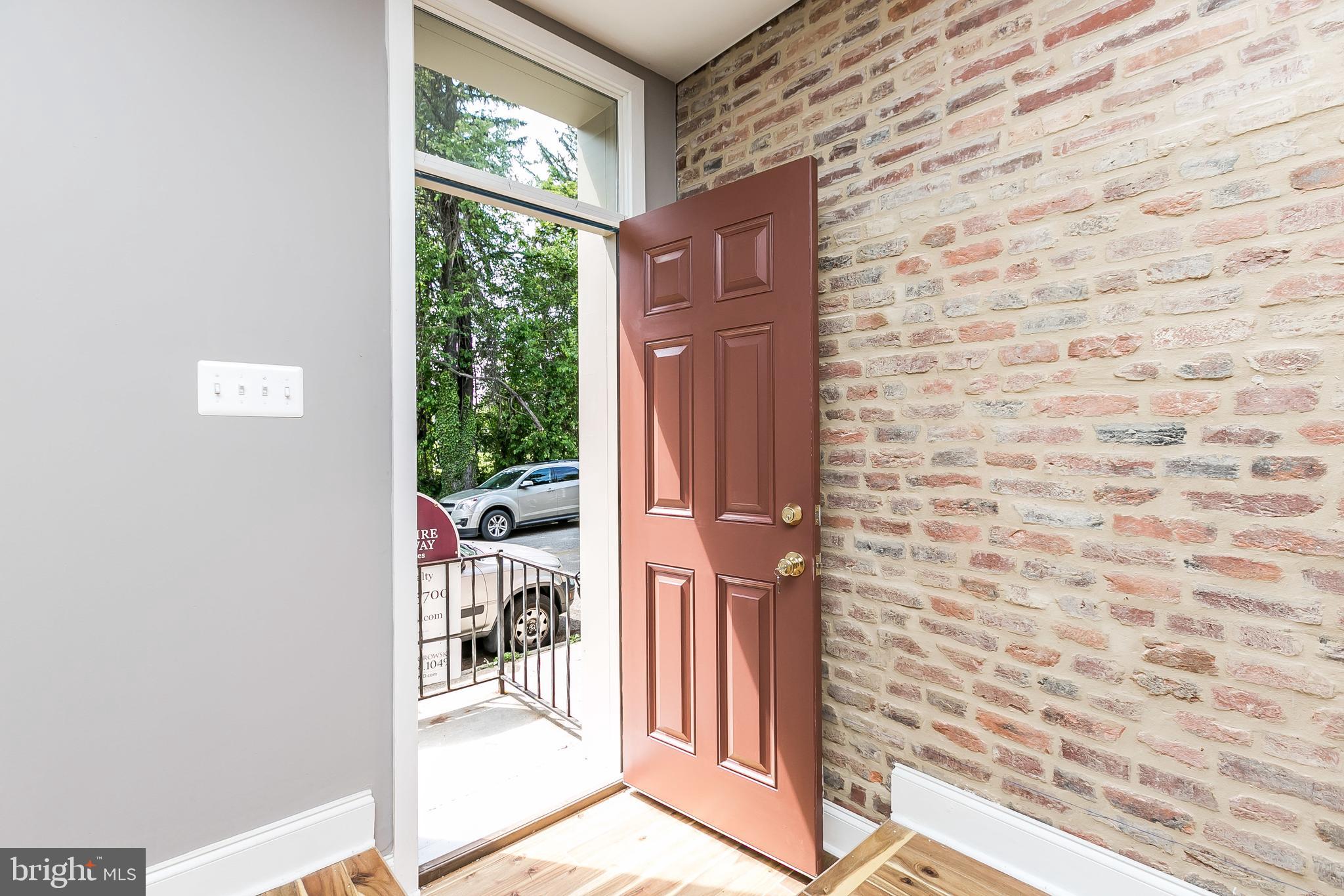 CARROLL-SOUTH HILTON - Residential Lease