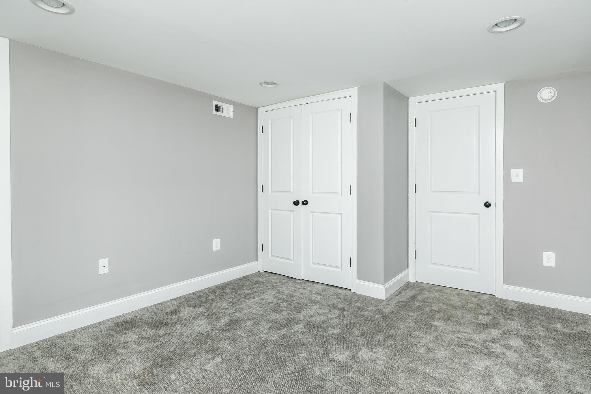 CARROLL-SOUTH HILTON - Residential Lease