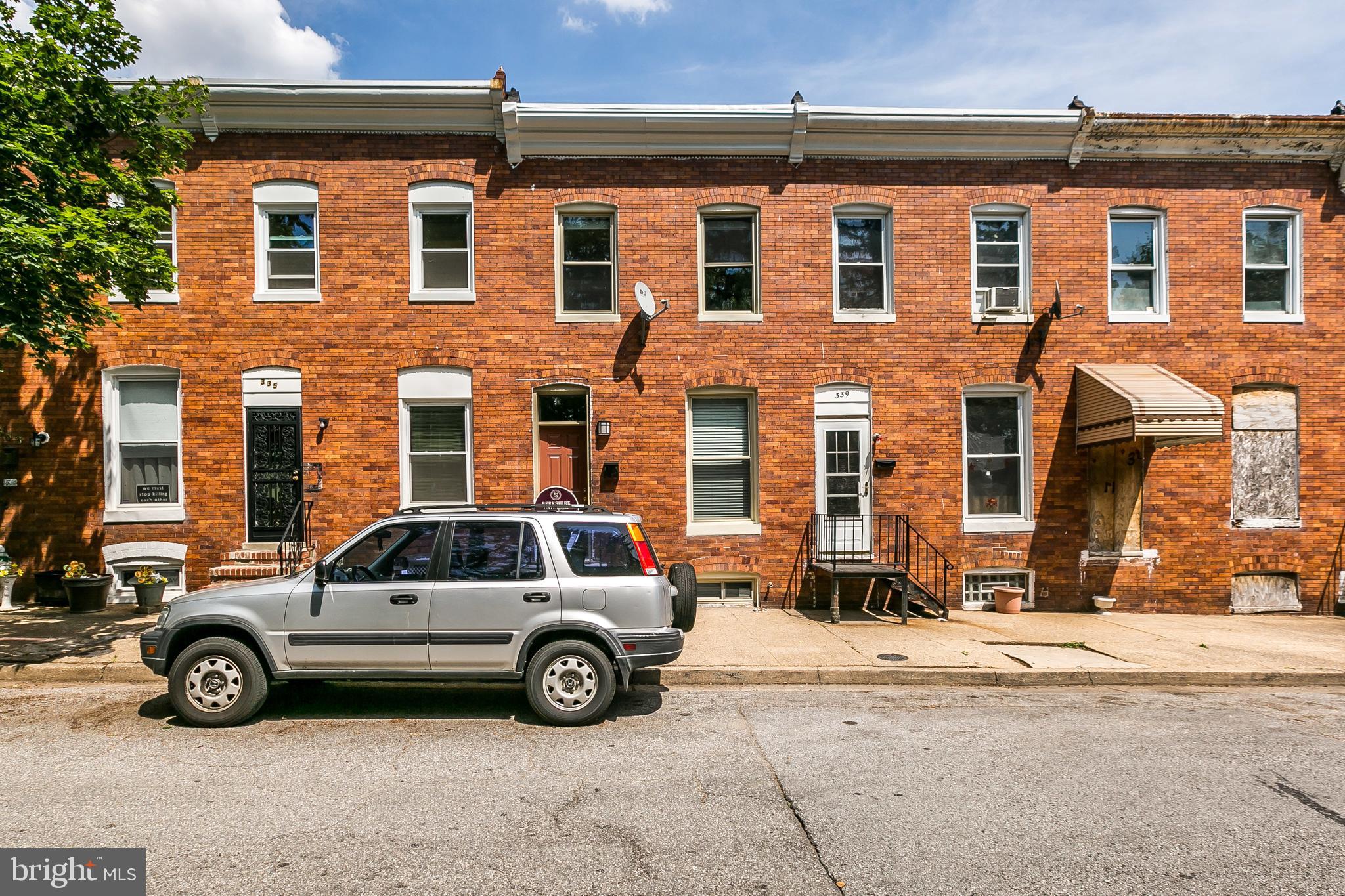 CARROLL-SOUTH HILTON - Residential Lease