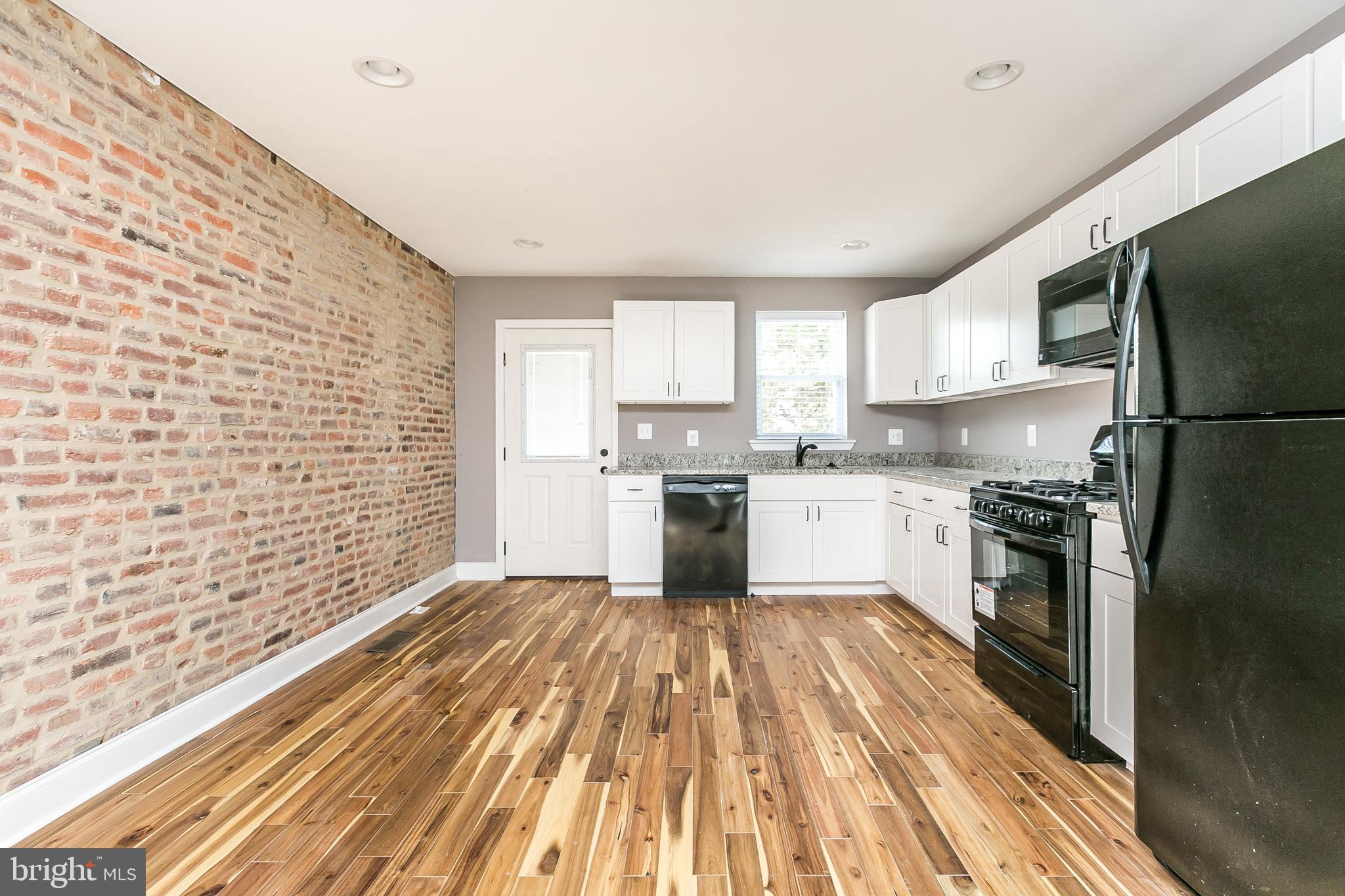 CARROLL-SOUTH HILTON - Residential Lease