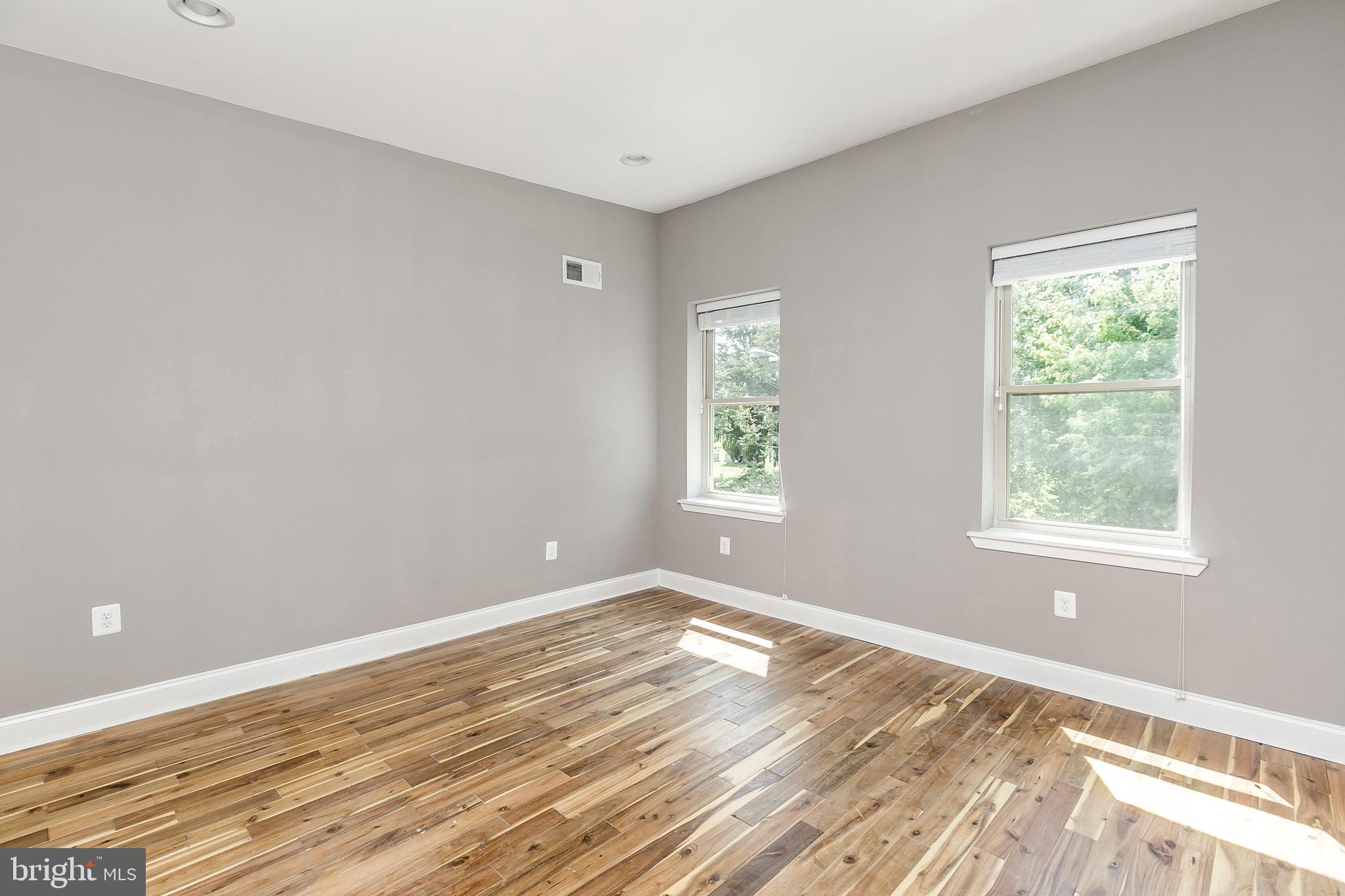 CARROLL-SOUTH HILTON - Residential Lease