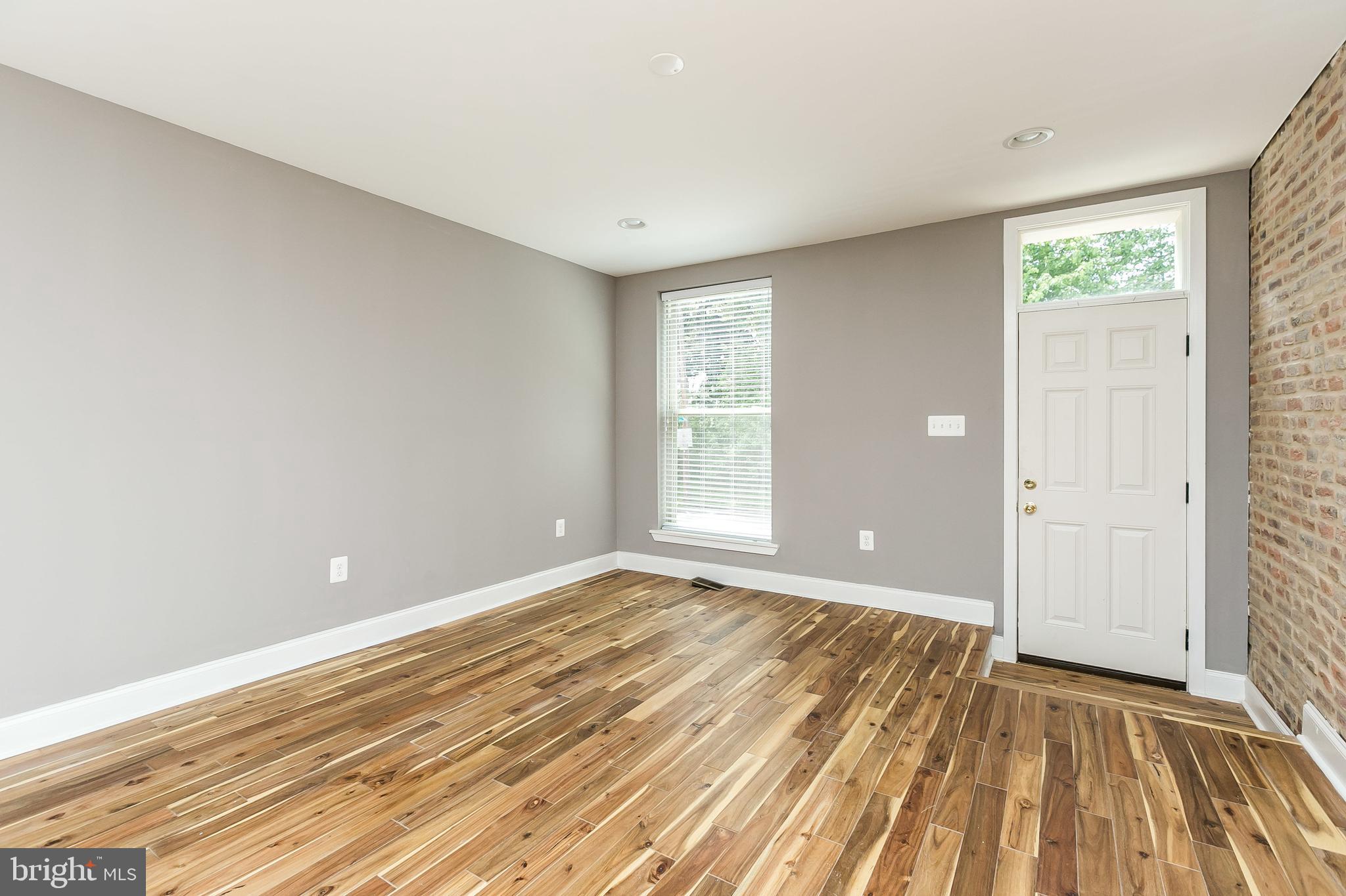 CARROLL-SOUTH HILTON - Residential Lease