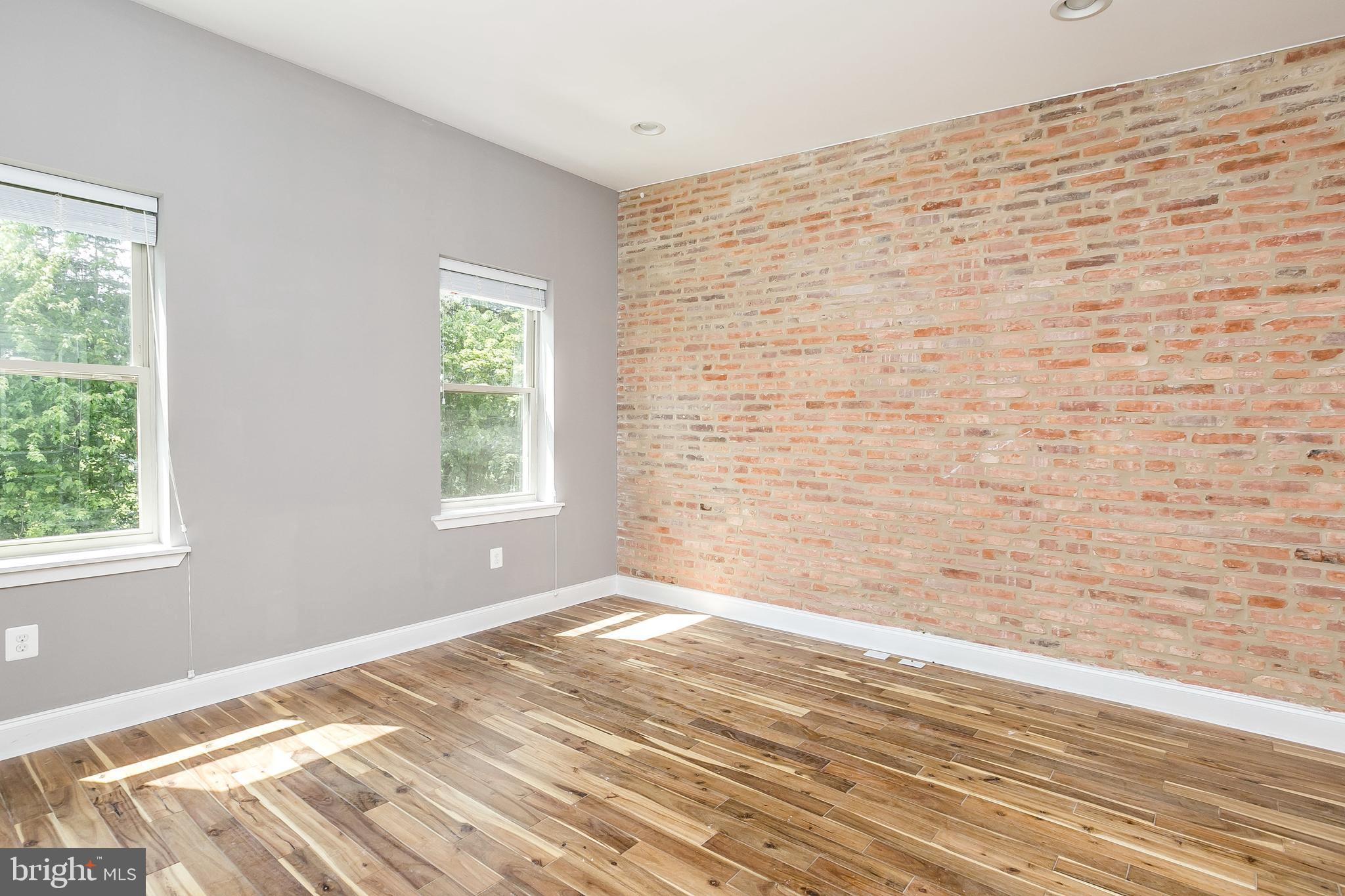 CARROLL-SOUTH HILTON - Residential Lease