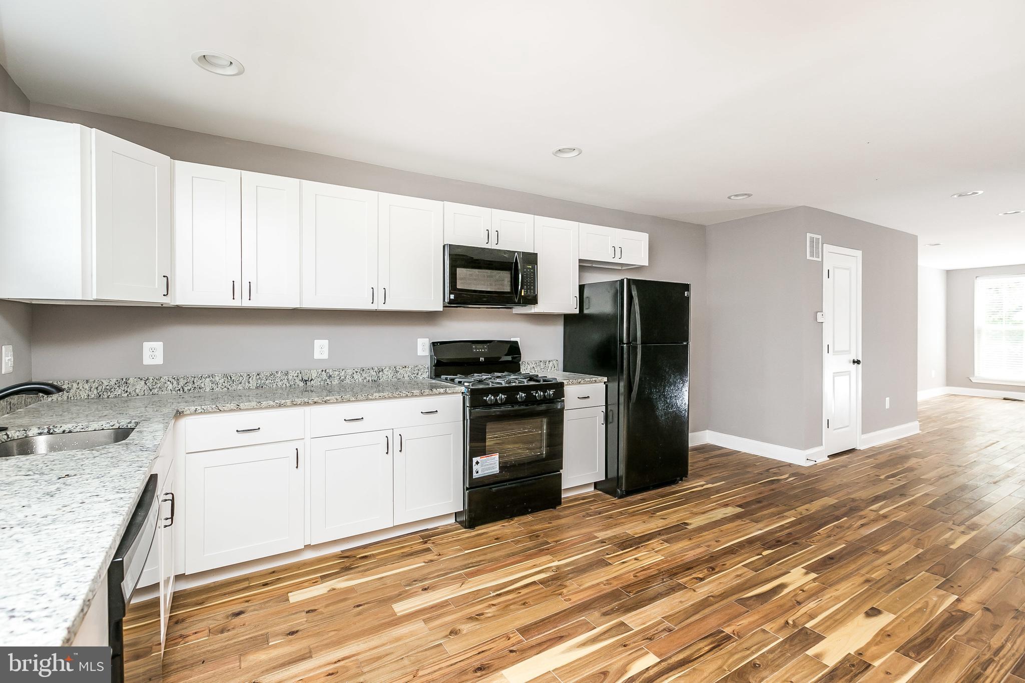 CARROLL-SOUTH HILTON - Residential Lease