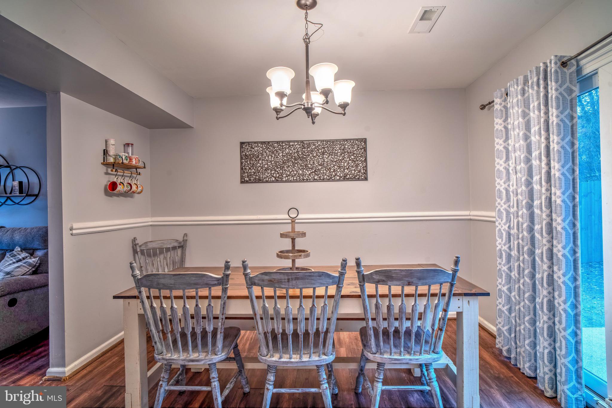 HICKORY RIDGE - Residential