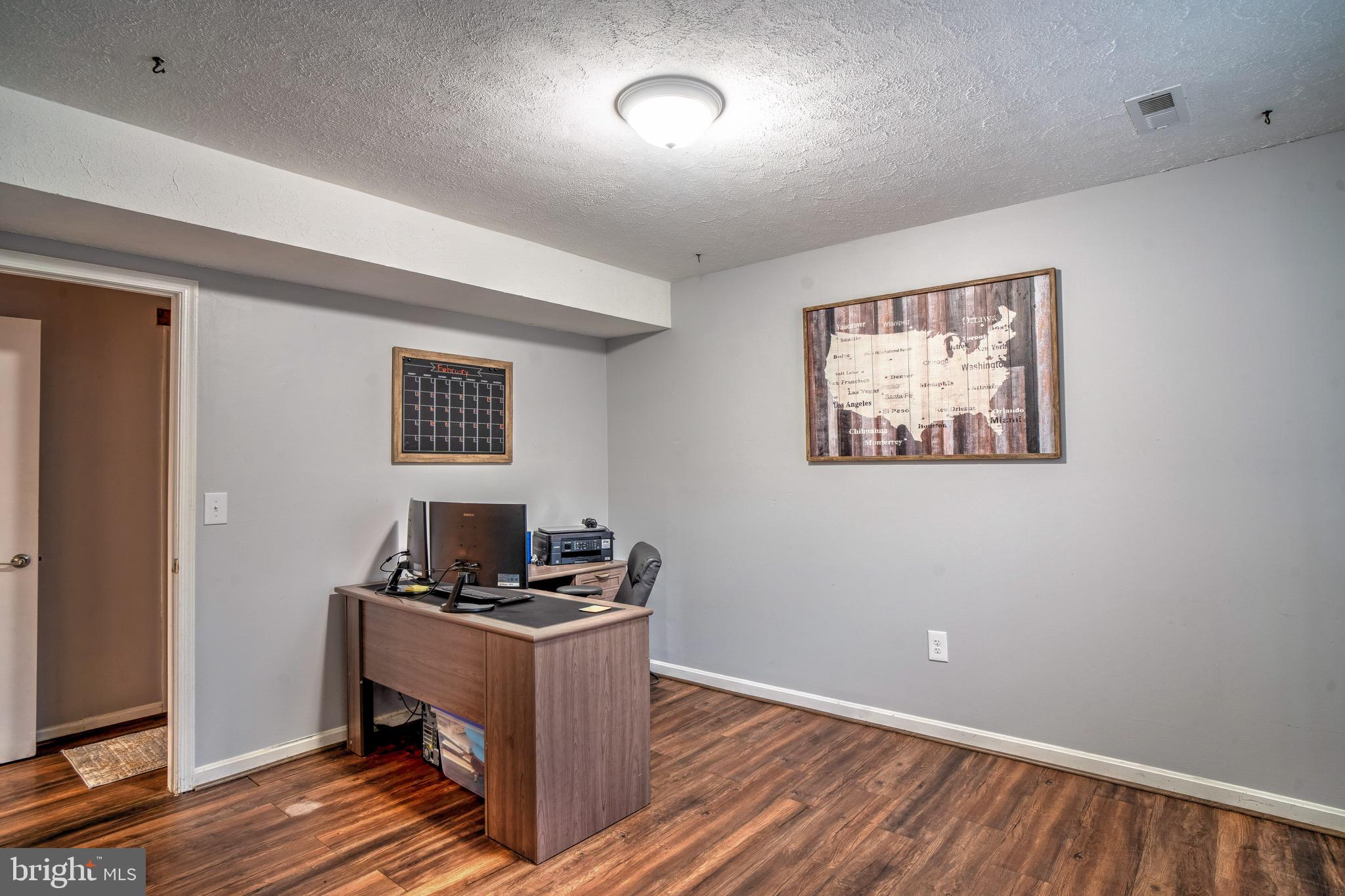 HICKORY RIDGE - Residential