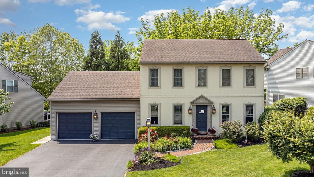 Photo of 209 Juniper Drive, LANCASTER, PA 17602 (MLS # PALA2070916)