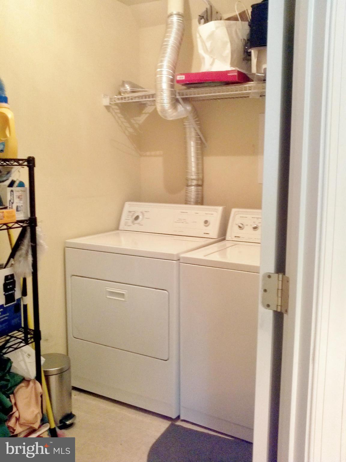 VIRGINIA OAKS - Residential