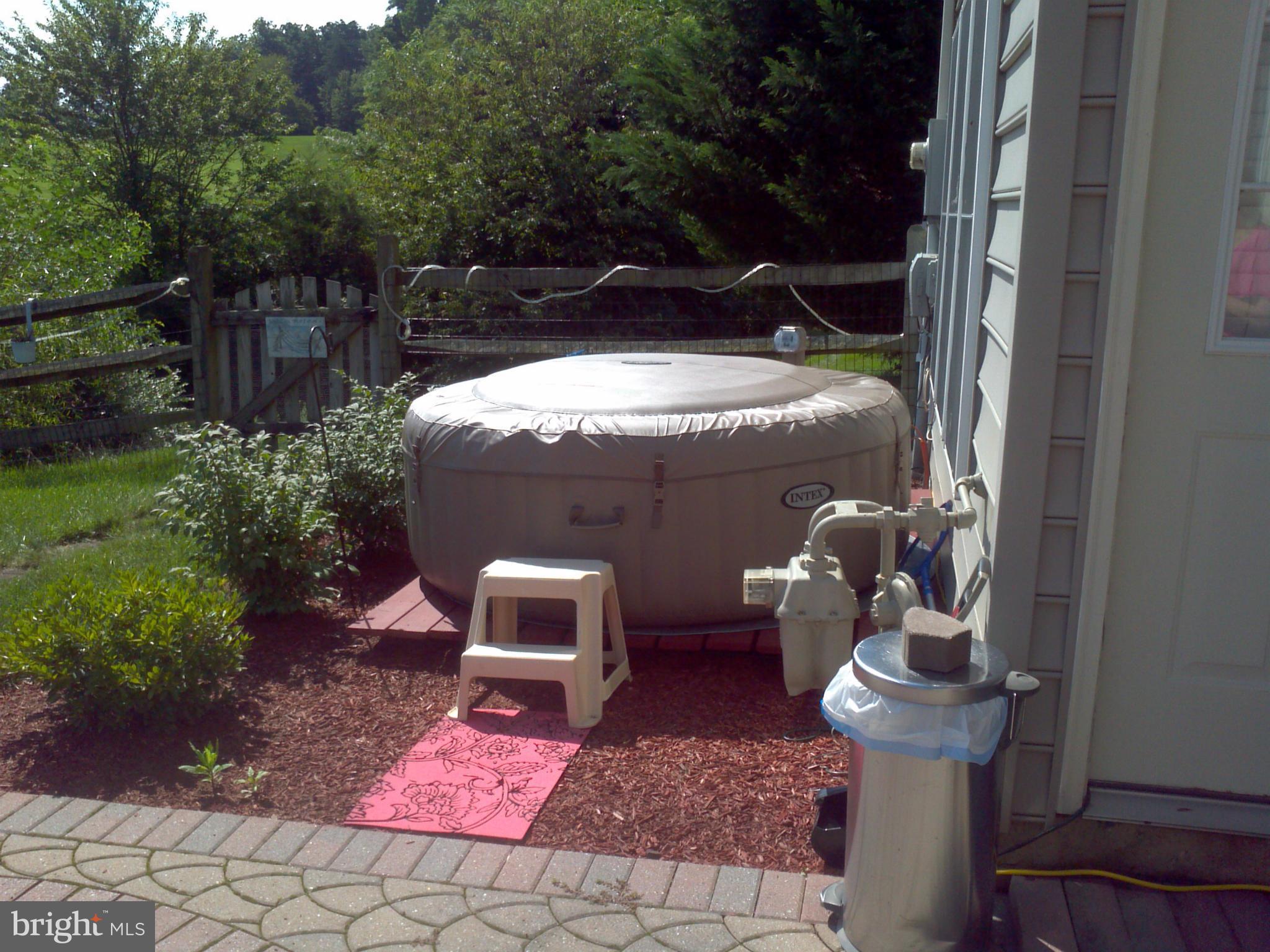 VIRGINIA OAKS - Residential