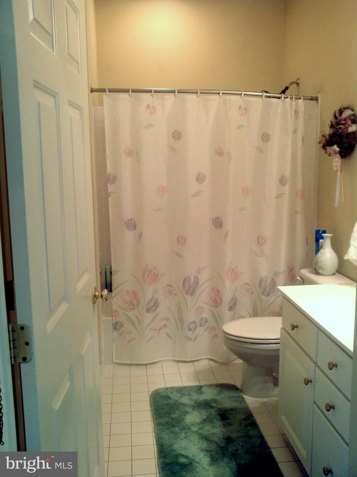 VIRGINIA OAKS - Residential