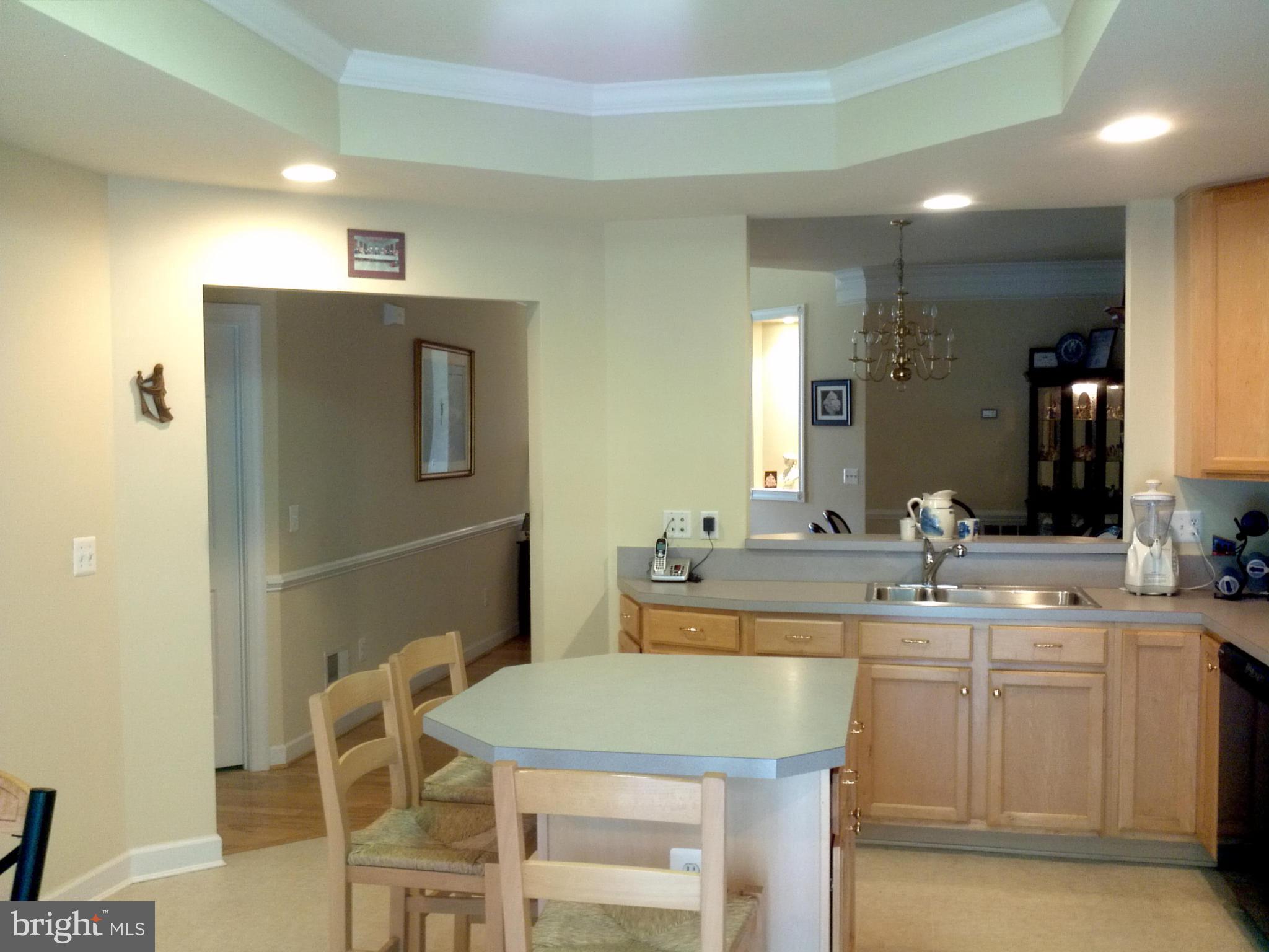 VIRGINIA OAKS - Residential